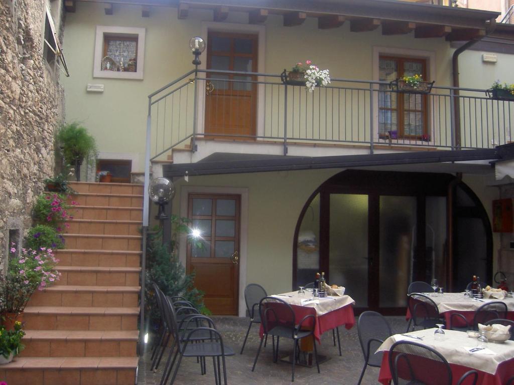 Hotel Doria Nago Екстериор снимка