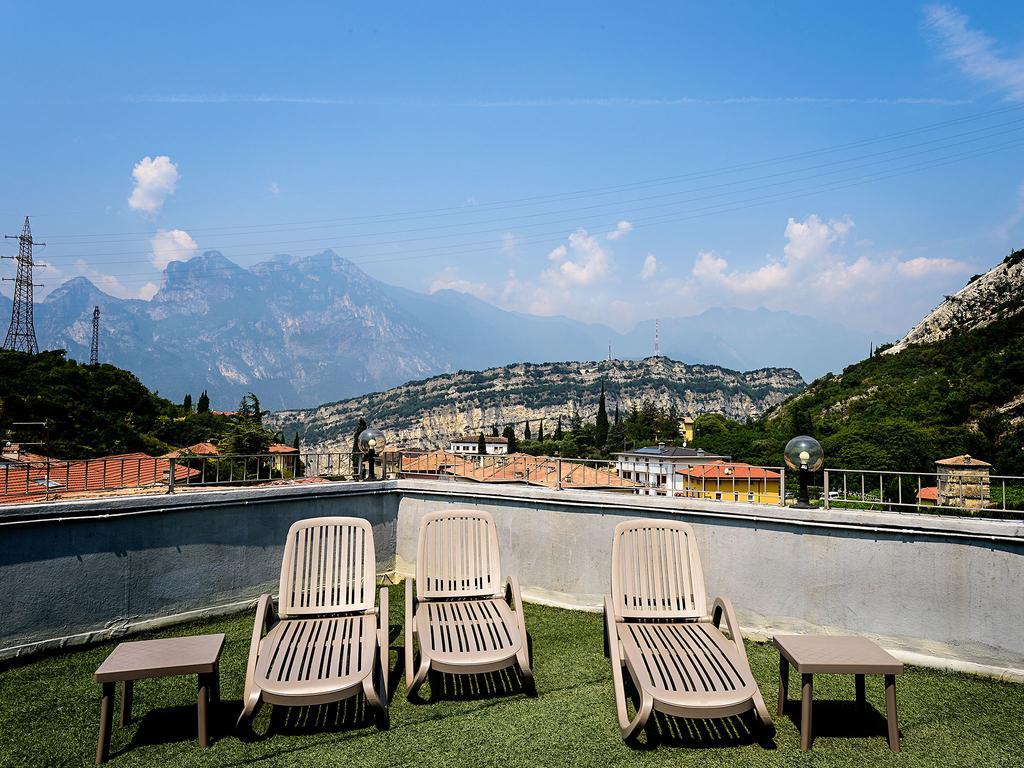 Hotel Doria Nago Екстериор снимка
